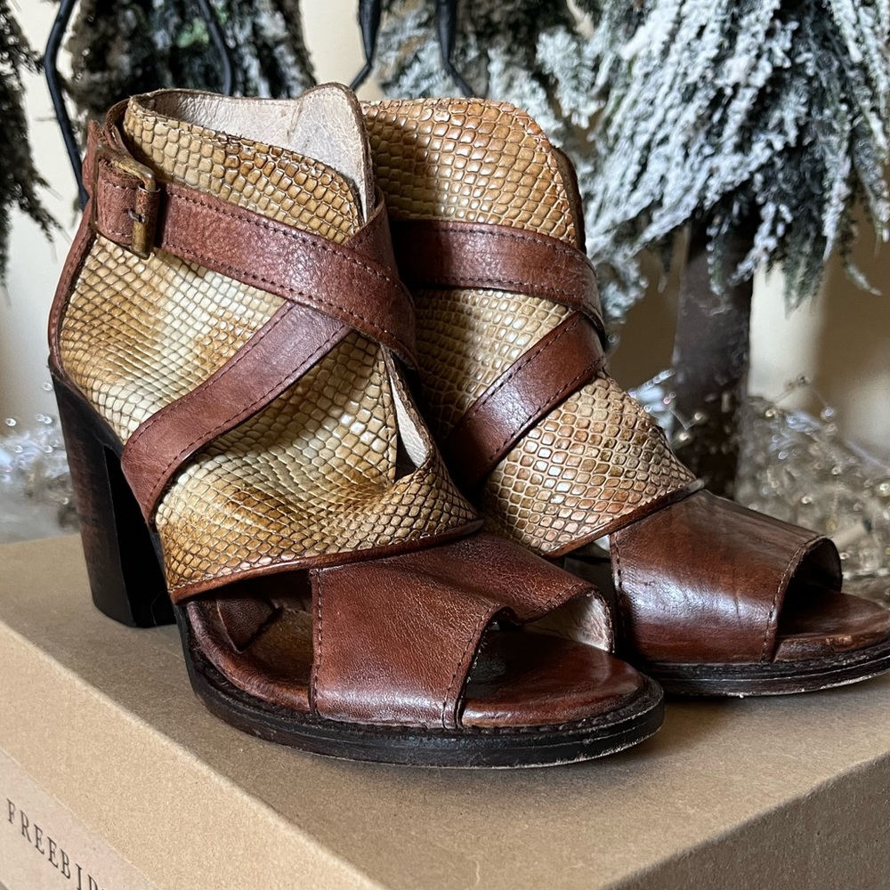 Freebird by Steven Rattle Shooties sz 7